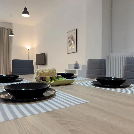 Menekratous Spacious 100sqm Apt In Apartment